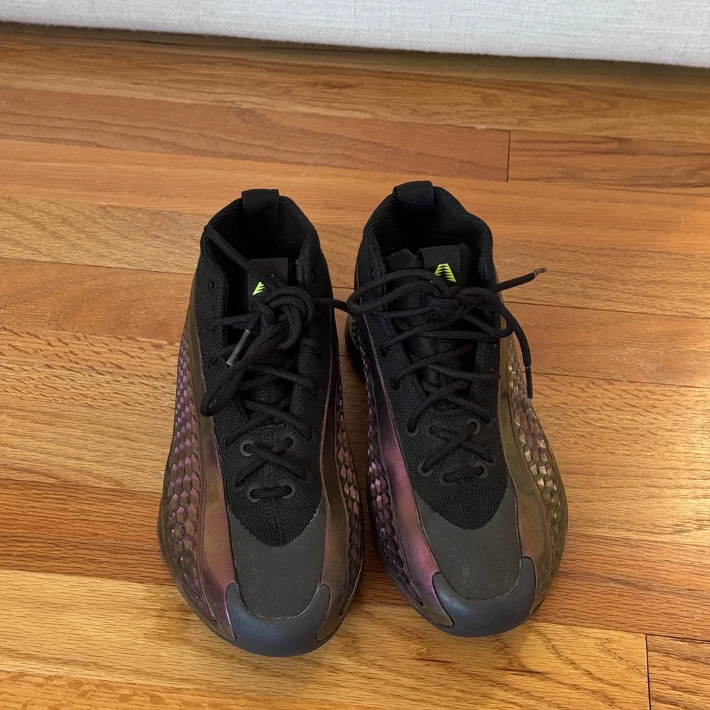 adidas Anthony Edwards Basketball shoes‎ Size 5